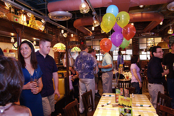 SurpriseParty_033