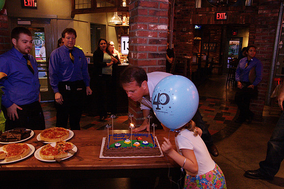 SurpriseParty_079