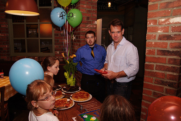 SurpriseParty_083