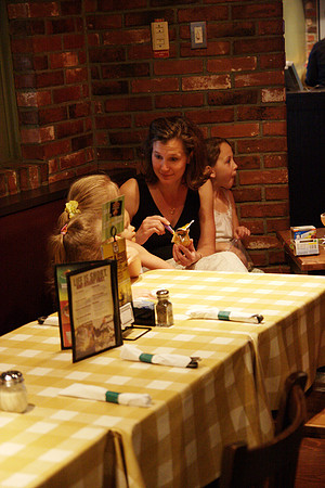 SurpriseParty_049